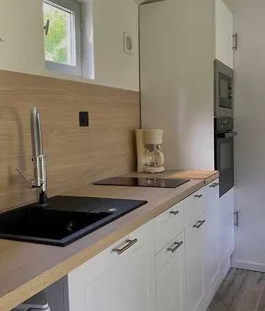 Petite Maison Dans La Prairie Marmeaux Exterior foto